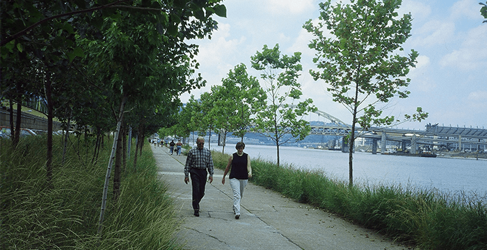 allegheny river front park