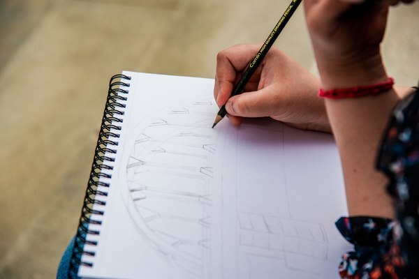 Sketch Crawl