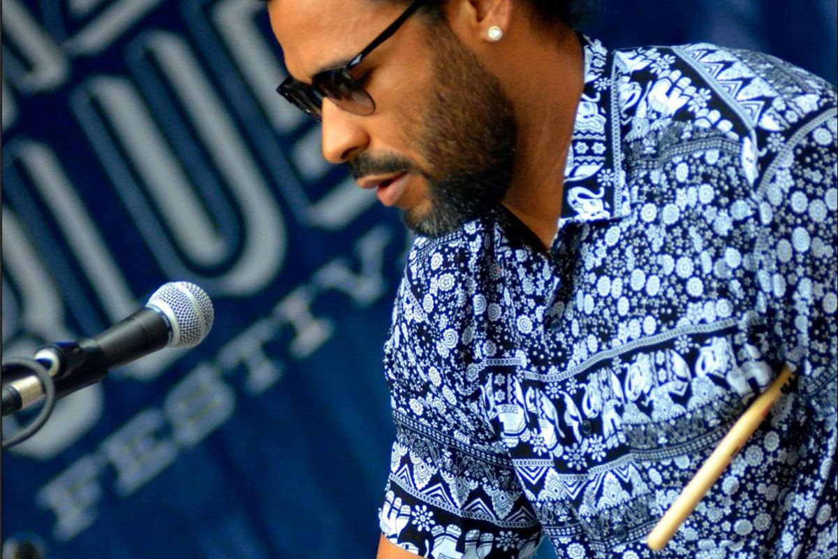 Hugo Cruz and Caminos