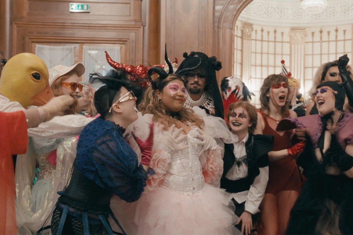 Katarzyna Perlak: The Land Beneath Sleeps Lightly 