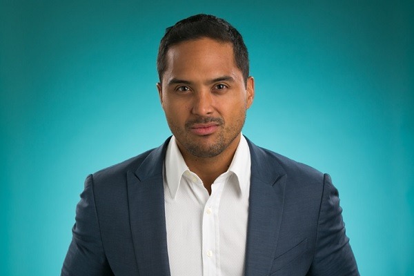 Mike Quu & Full Throttle Comedy Tour
